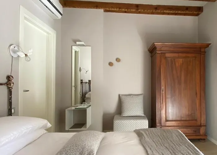 Panorama Cinque Bed & Breakfast 3*