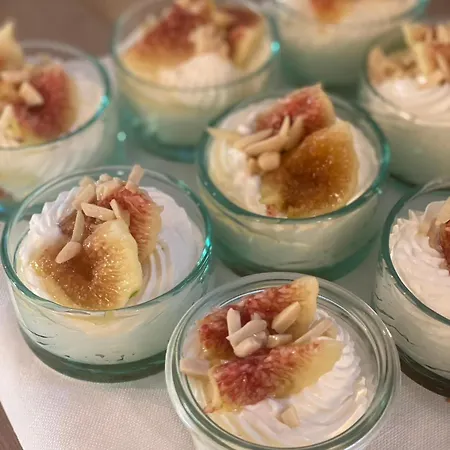 Panorama Cinque Bed & Breakfast 3*