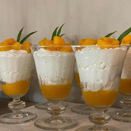 Panorama Cinque Bed and Breakfast Salò